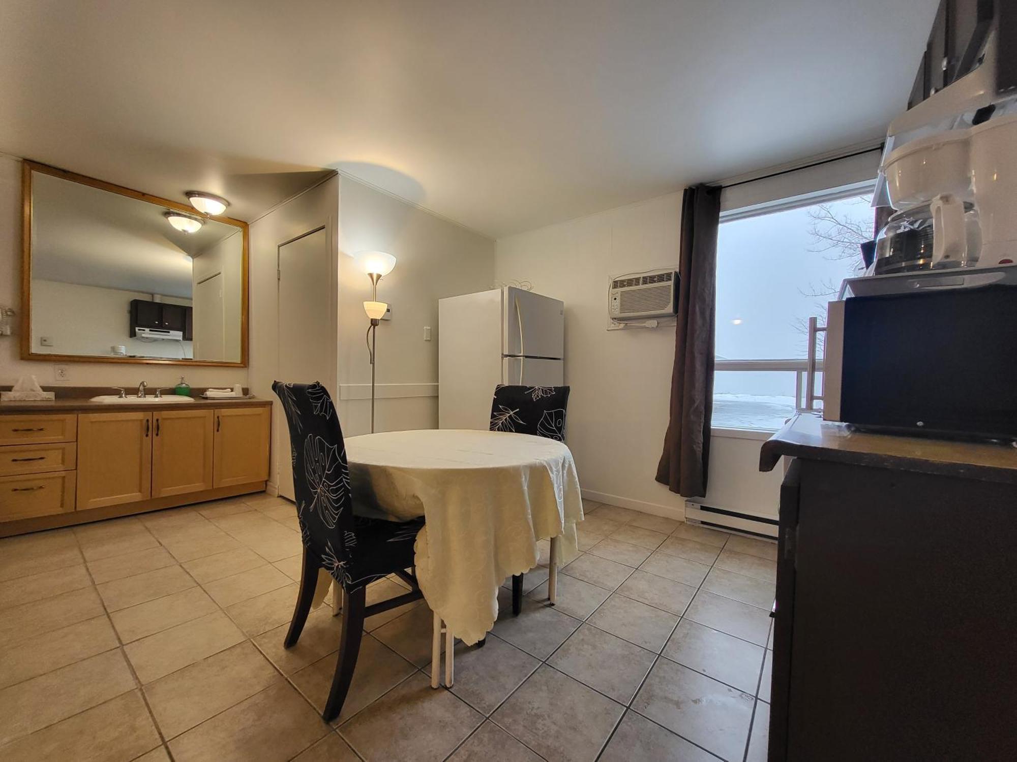 Motel Deblois Sainte-Anne-de-Beaupré Cameră foto
